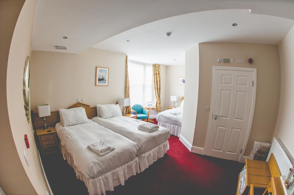 Отель Four Seasons Аберистуит